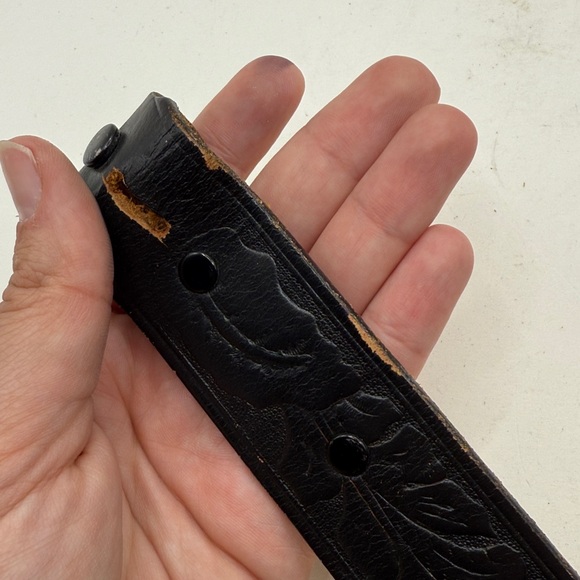 Vogel Of Texas Black Embossed Leather Steer Hide Belt Mens 30 NO BUCKLE - Picture 7 of 9